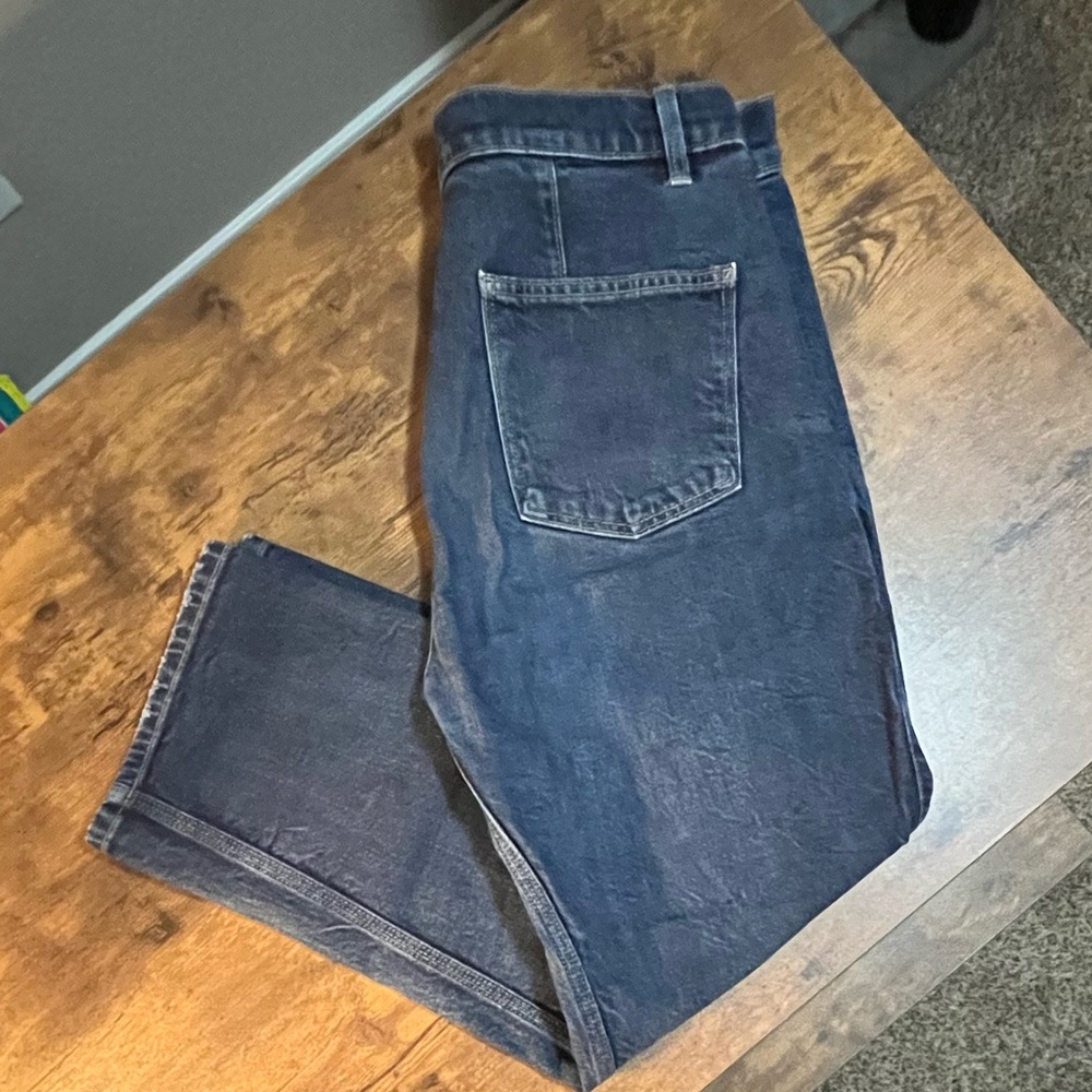 Vince Straight Leg Jean Sz. 29